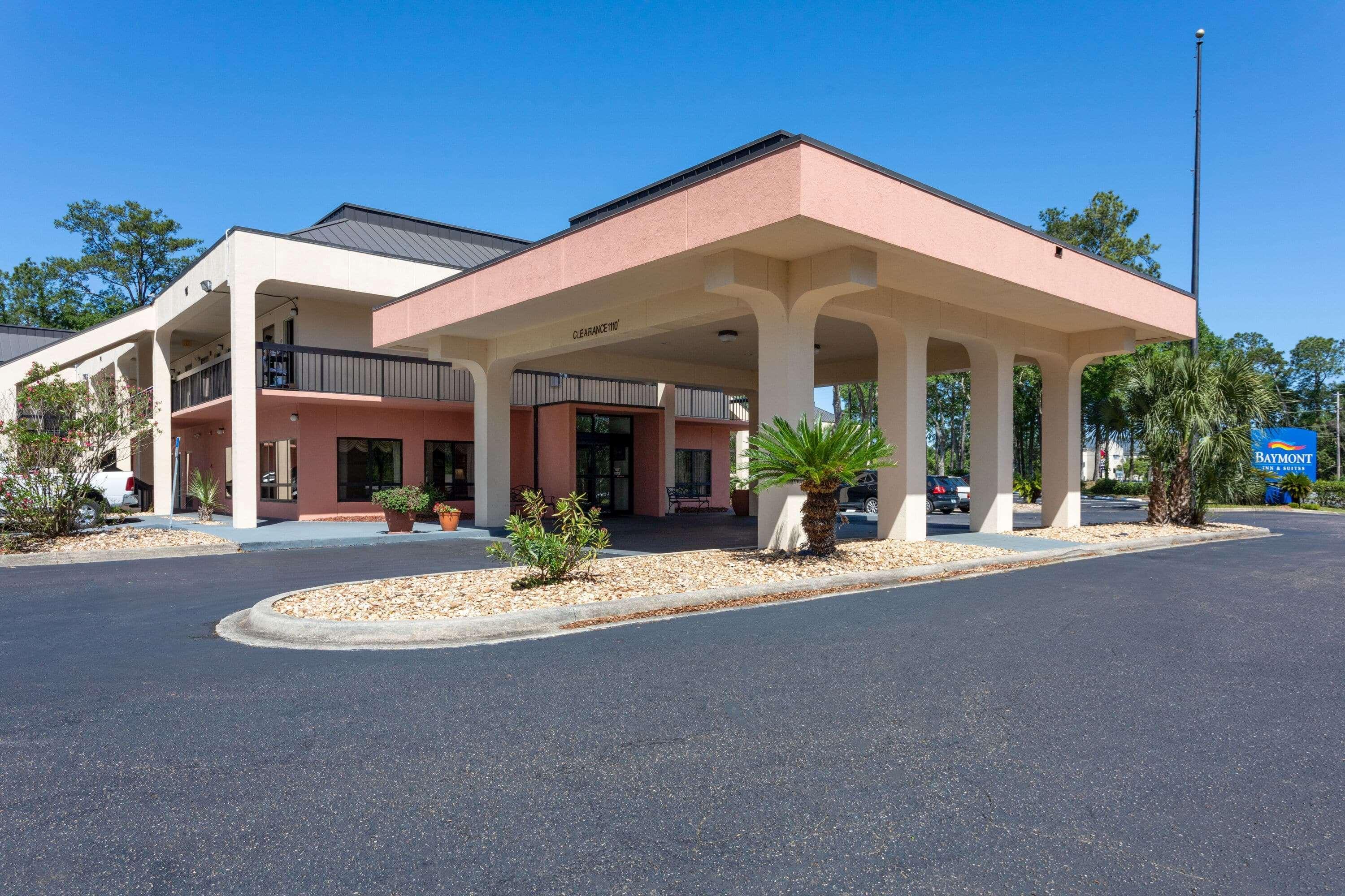 Baymont By Wyndham Tallahassee Exteriér fotografie