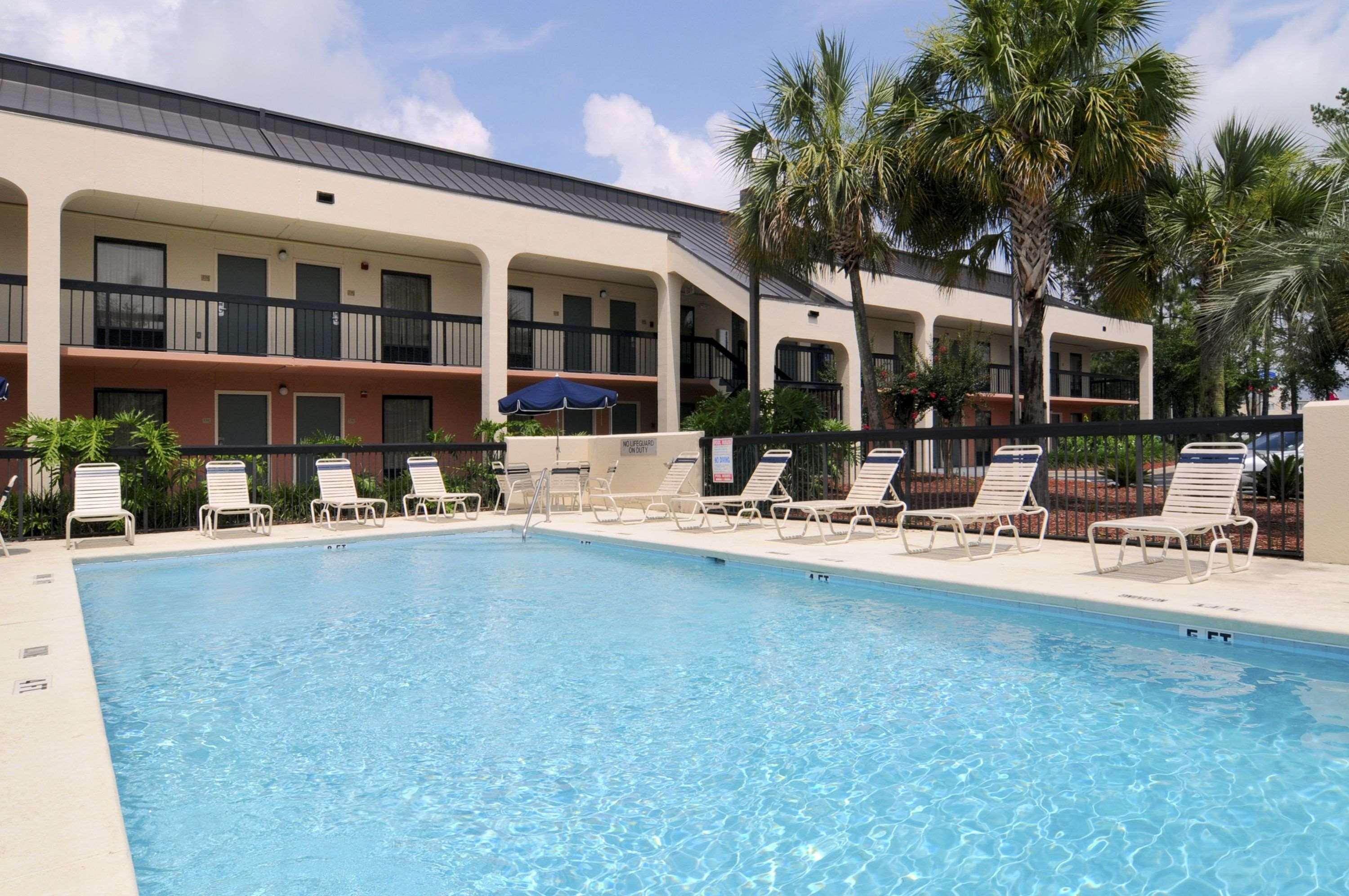 Baymont By Wyndham Tallahassee Exteriér fotografie