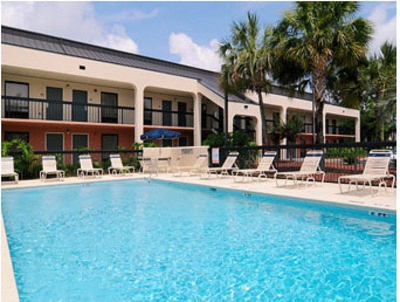 Baymont By Wyndham Tallahassee Exteriér fotografie